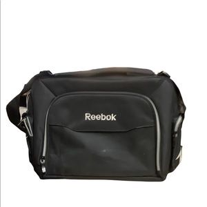 Reebok Laptop Messenger Carry On Laptop Bag Pen & Card Storage Great Condition